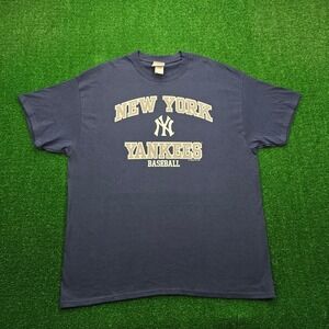 New York Yankees Baseball Tshirt Mens XL Navy Blue‎ MLB Heart & Soul Casual